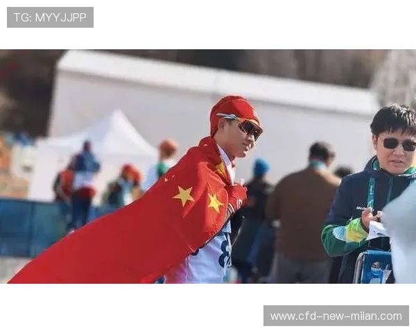 世界滑雪巡回赛中国选手在雪道技术上获裁判认可